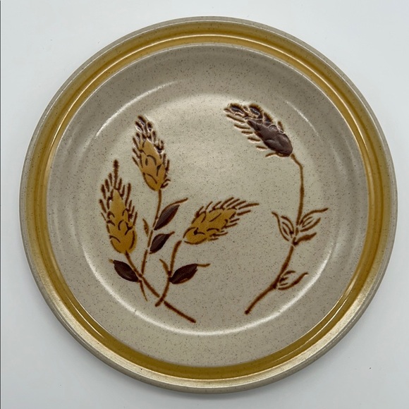 Salad Plate - Continental Reece Stoneware Wheat Design - Japan - Picture 1 of 3